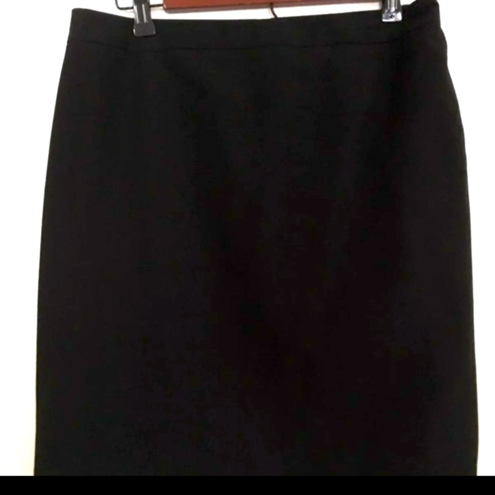 Ann Taylor Petite black suit skirt